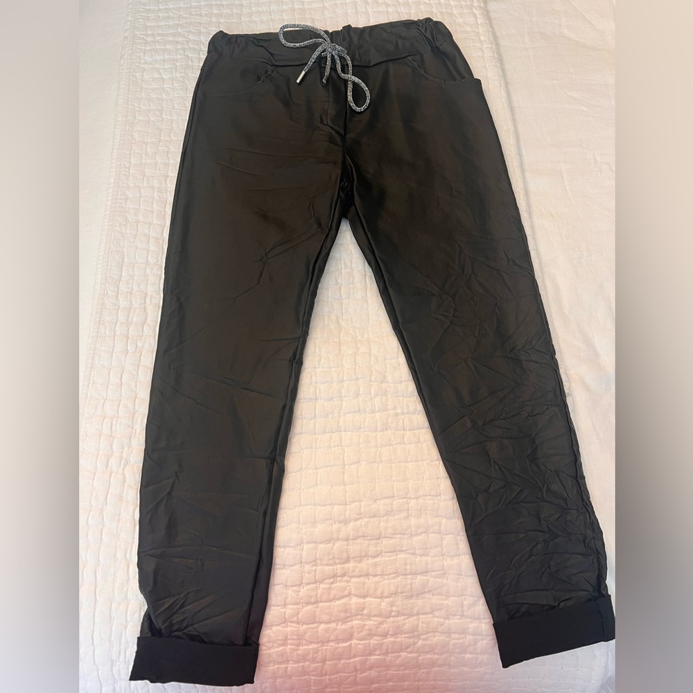 NWT Venti6 faux leather joggers